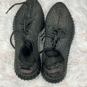 Adidas YZY boosts size 9 men’s